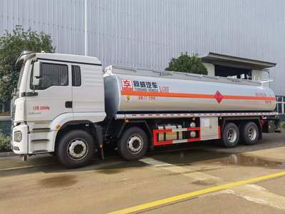 20噸陜汽前四后八運(yùn)油車(chē) 高效能液體運(yùn)輸解決方案