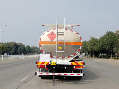 19.7方東風鋁合金運油車 以工匠精神鑄就的運輸利器，安全與品質的雙重保障