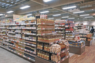 流通革新: 小型超市轉型案例分析:八百幸 2010年之后,我國零售行業中出現了大賣場增長放緩,關店不斷,而社區生鮮店、便利店等小型業態興起且迅速擴大的現象,這種現. - 雪球